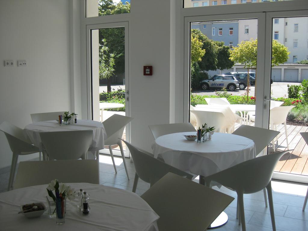 City Hotel Linz Bagian luar foto